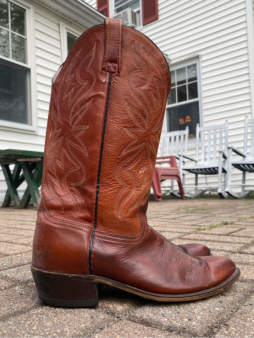 Vintage Men's Brown Leather Acme Western Cowboy Boots